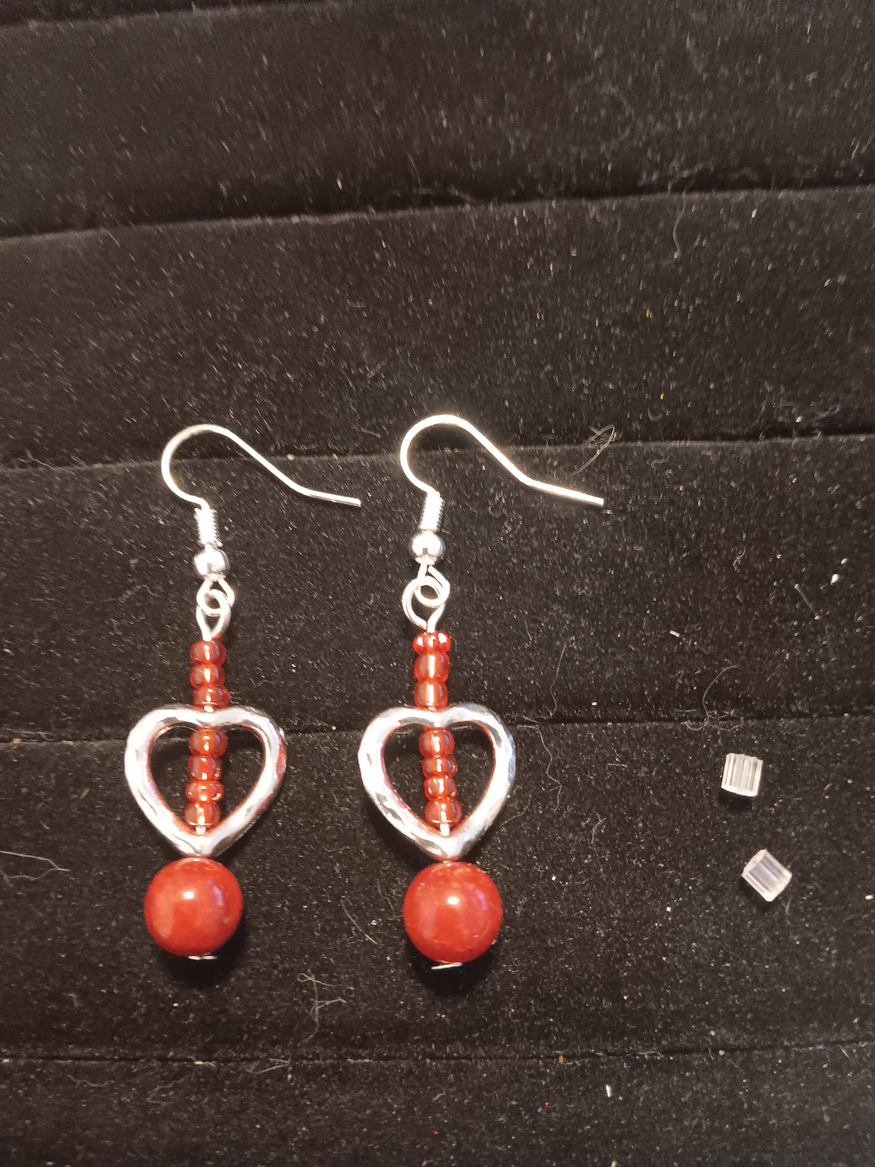 Heart dangles Red