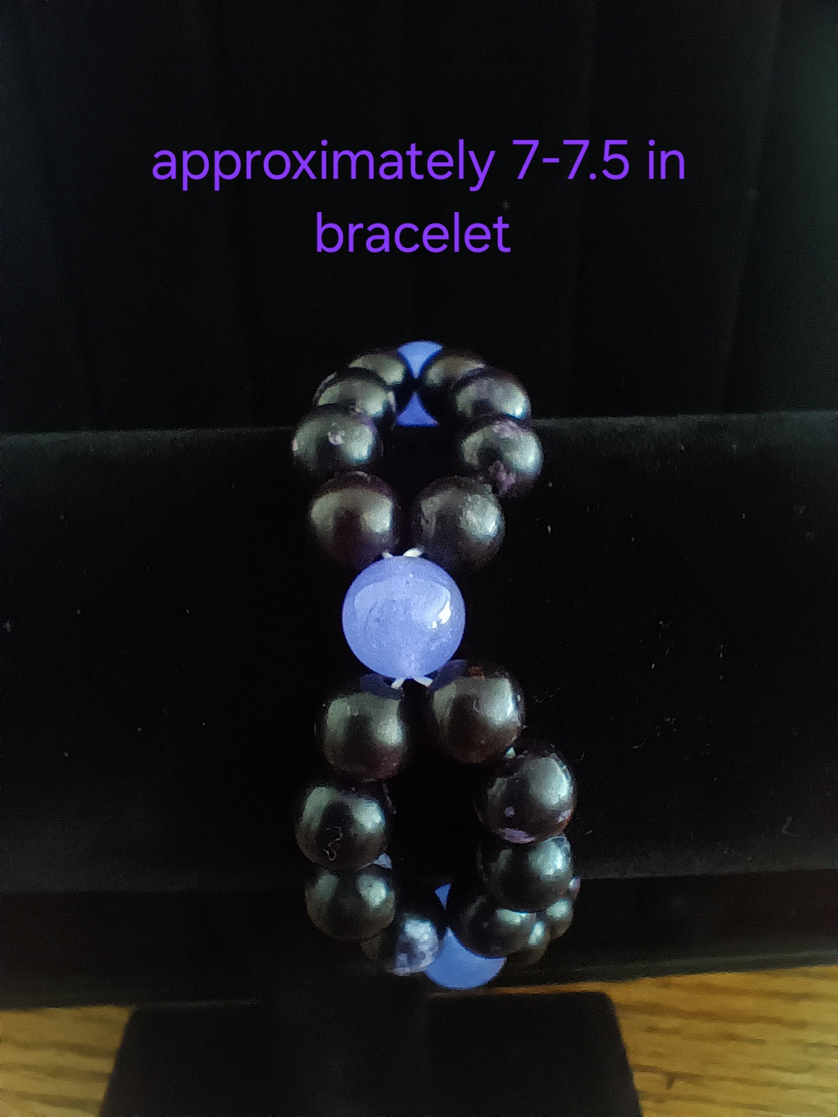 Tulip chalcedony w purple 10mm chalcedony