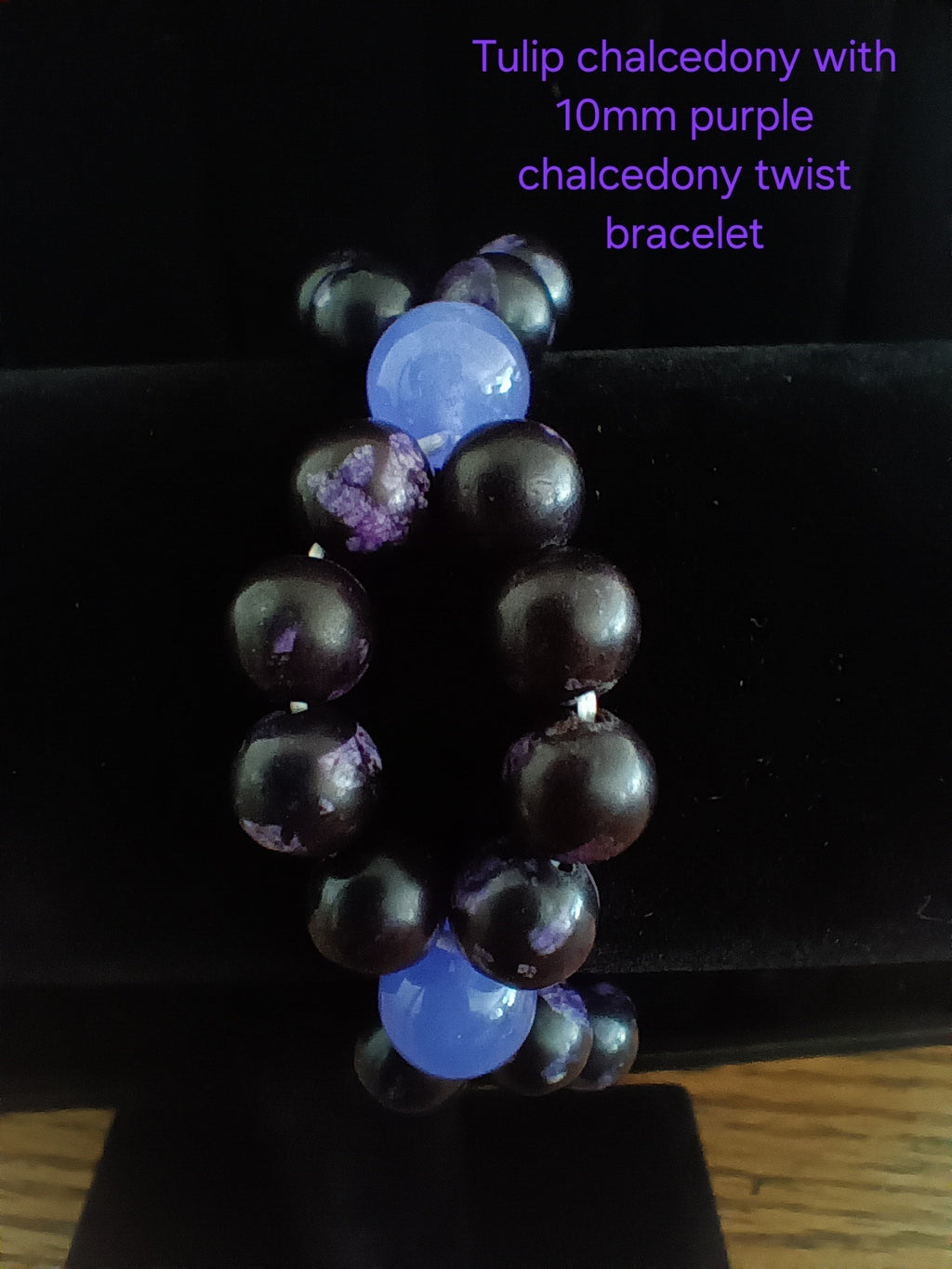 Tulip chalcedony w purple 10mm chalcedony
