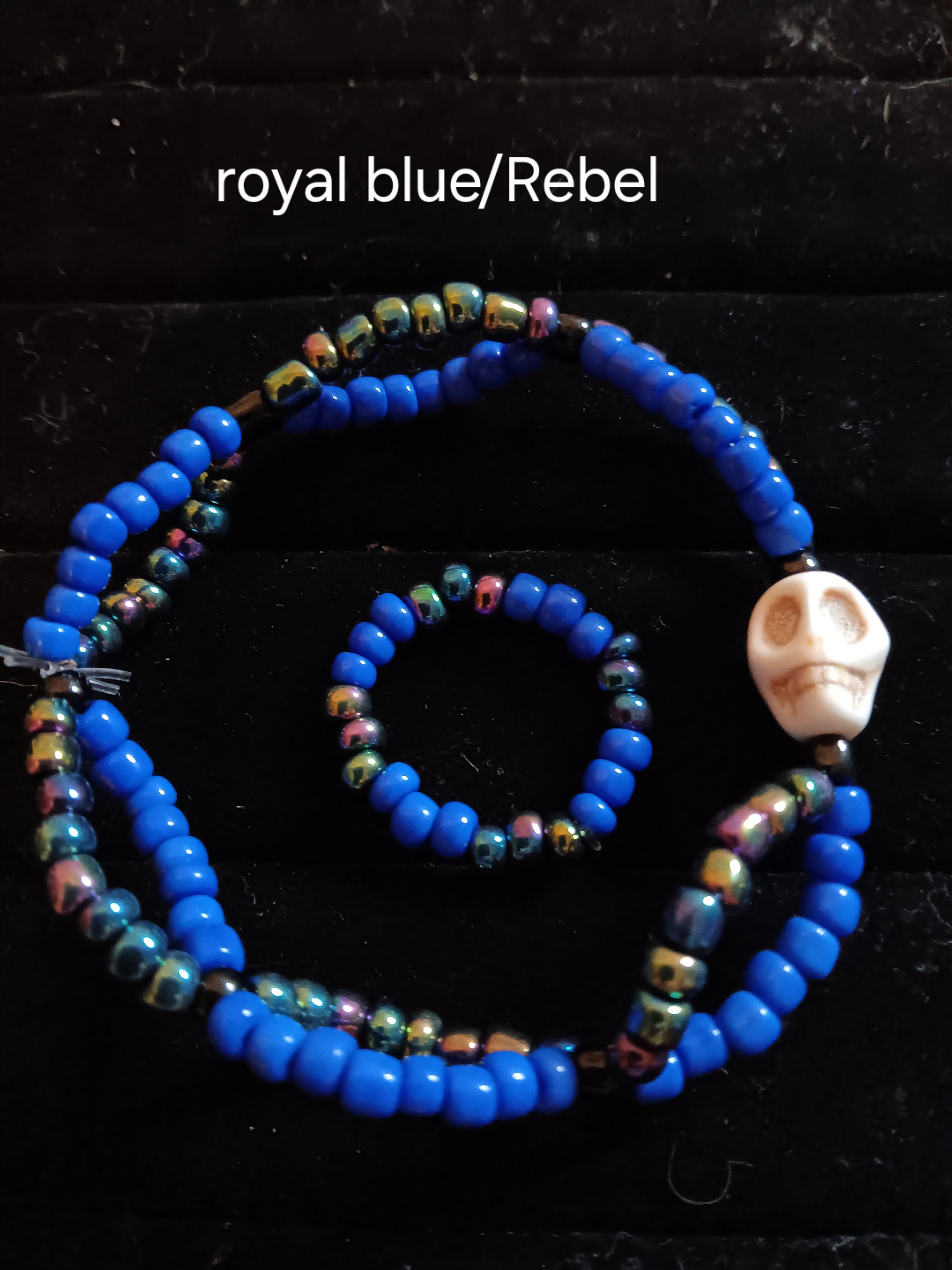 Skull twist set